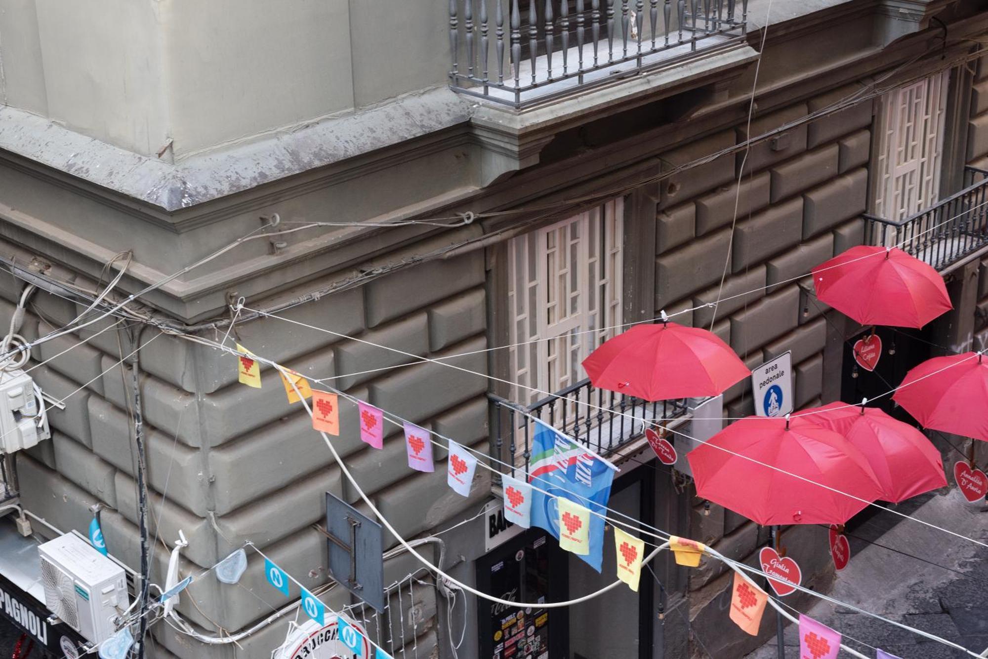 Three Rooms Toledo Napoli Exterior foto